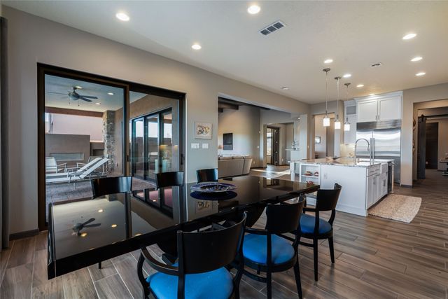 76 Paseo Las Terrazas, Santa Fe, NM 87506