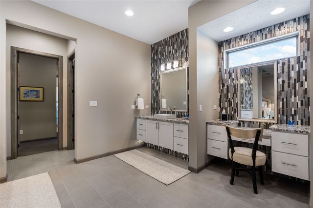 76 Paseo Las Terrazas, Santa Fe, NM 87506