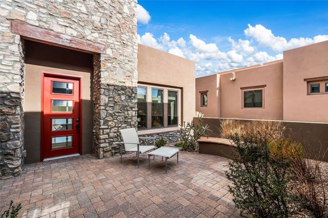 76 Paseo Las Terrazas, Santa Fe, NM 87506