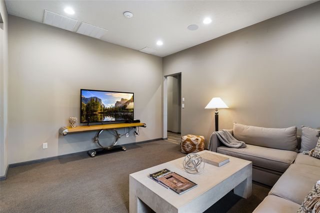 76 Paseo Las Terrazas, Santa Fe, NM 87506