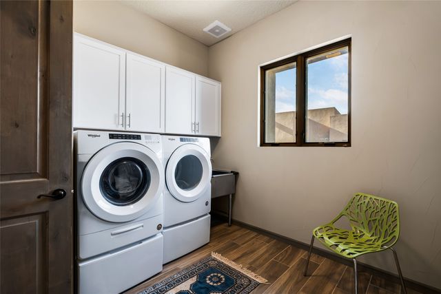 76 Paseo Las Terrazas, Santa Fe, NM 87506