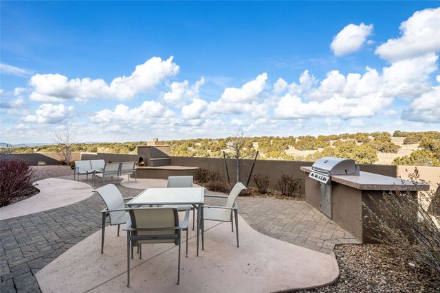 76 Paseo Las Terrazas, Santa Fe, NM 87506