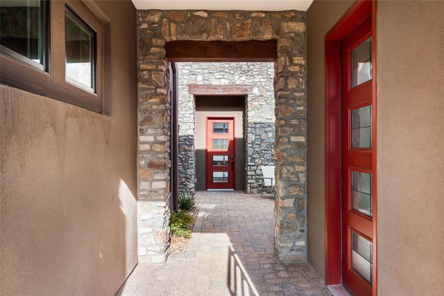 76 Paseo Las Terrazas, Santa Fe, NM 87506