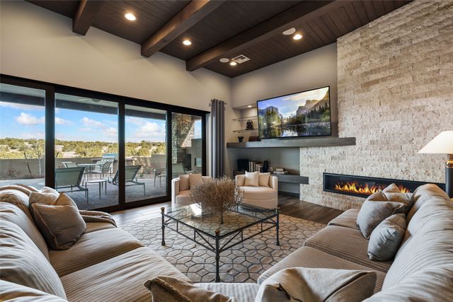 76 Paseo Las Terrazas, Santa Fe, NM 87506