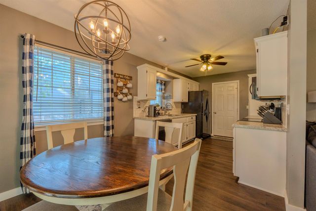 1013 Park Rd, Rose Hill, KS 67133