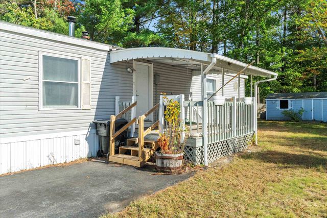 1 Longwood Lane, Merrimack, NH 03054