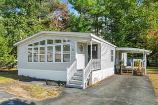 1 Longwood Lane, Merrimack, NH 03054