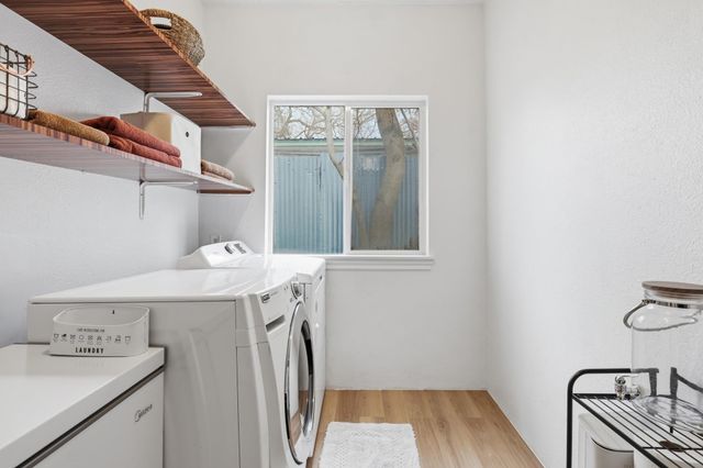 1902 E MALLON Ave, Spokane, WA 99202