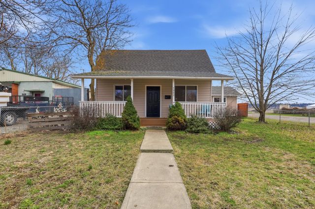 1902 E MALLON Ave, Spokane, WA 99202