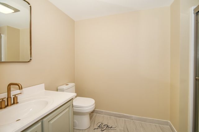 55 OAK CREEK Drive, Yorkville, IL 60560