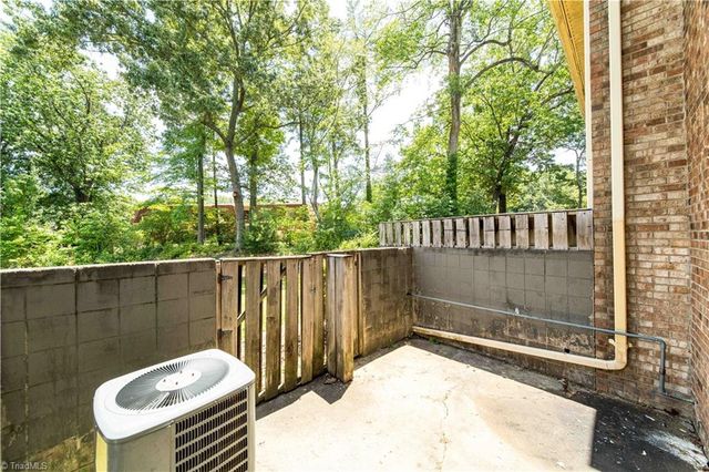 1929 Vantage Point Place, Greensboro, NC 27407