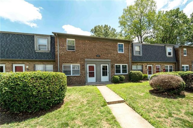 1929 Vantage Point Place, Greensboro, NC 27407