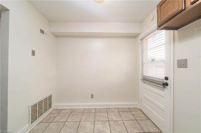1929 Vantage Point Place, Greensboro, NC 27407