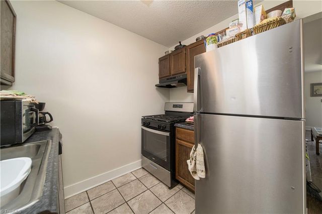 1929 Vantage Point Place, Greensboro, NC 27407