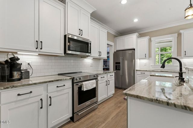 7032 Oakville Lane, New Hill, NC 27562