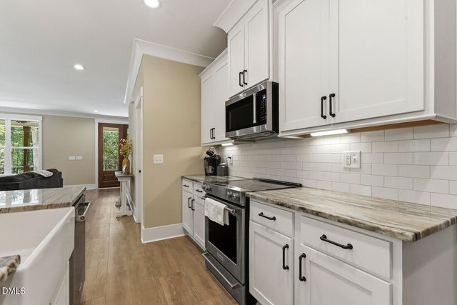7032 Oakville Lane, New Hill, NC 27562