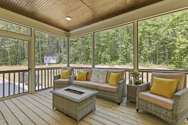 7032 Oakville Lane, New Hill, NC 27562