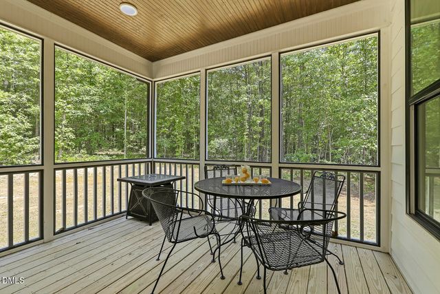 7032 Oakville Lane, New Hill, NC 27562
