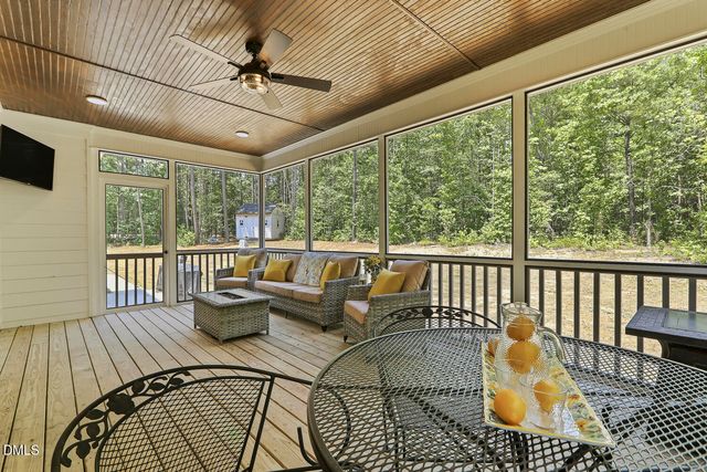 7032 Oakville Lane, New Hill, NC 27562