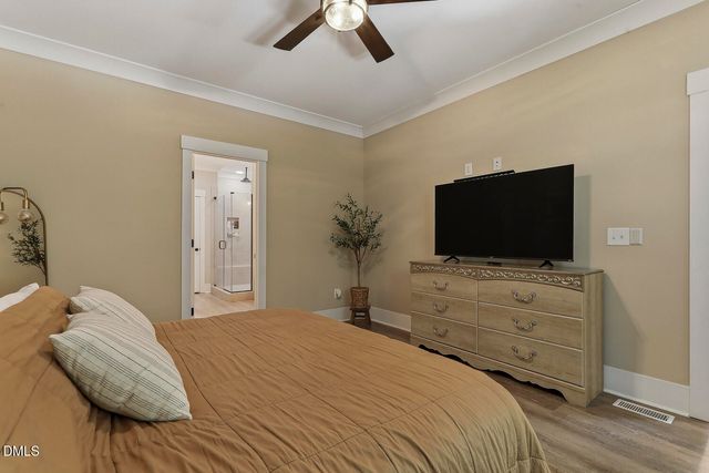 7032 Oakville Lane, New Hill, NC 27562