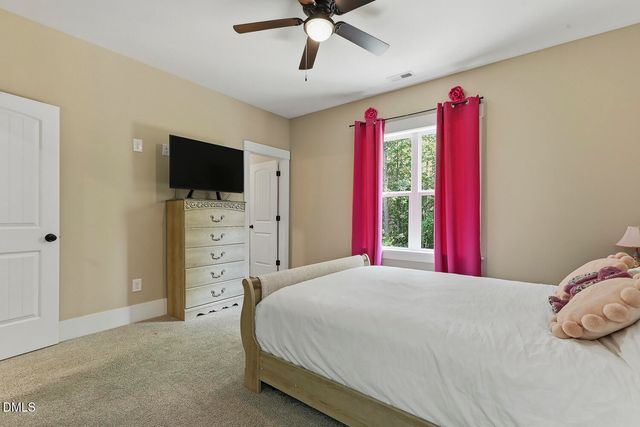 7032 Oakville Lane, New Hill, NC 27562