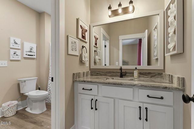 7032 Oakville Lane, New Hill, NC 27562
