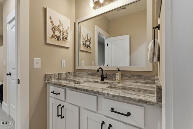 7032 Oakville Lane, New Hill, NC 27562