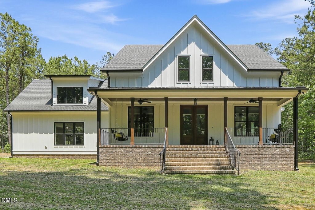 7032 Oakville Lane, New Hill, NC 27562