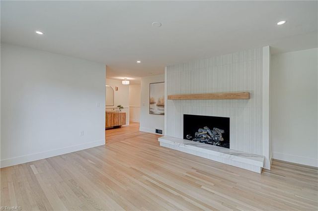 2410 Bitting Road, Winston-salem, NC 27104
