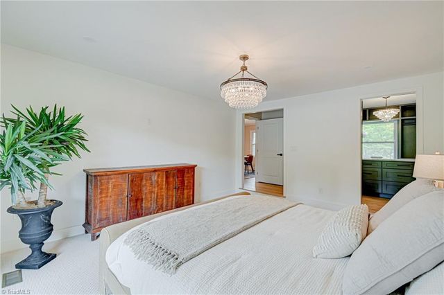 2410 Bitting Road, Winston-salem, NC 27104