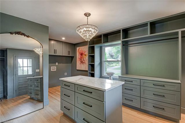 2410 Bitting Road, Winston-salem, NC 27104