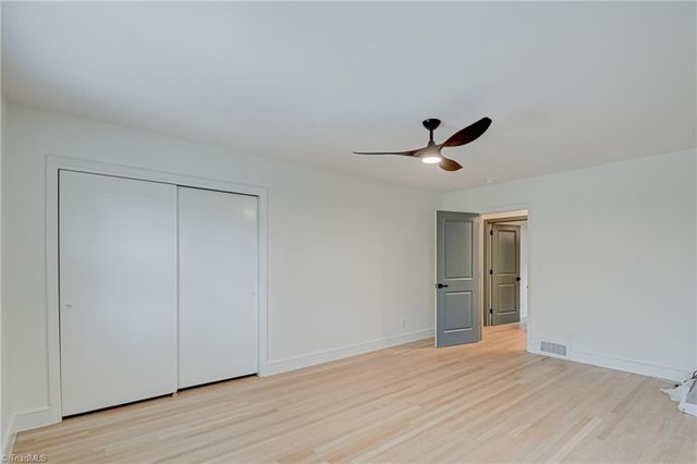 2410 Bitting Road, Winston-salem, NC 27104