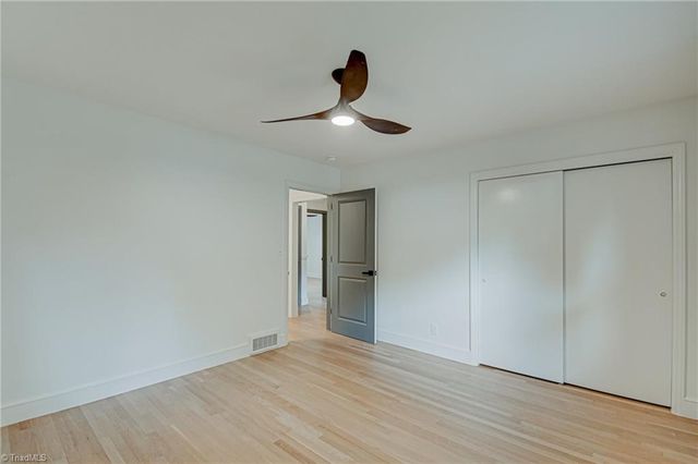 2410 Bitting Road, Winston-salem, NC 27104