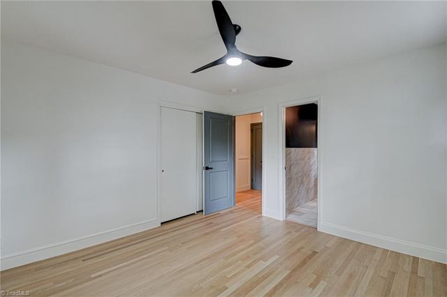 2410 Bitting Road, Winston-salem, NC 27104