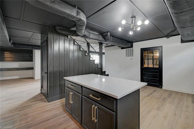2410 Bitting Road, Winston-salem, NC 27104