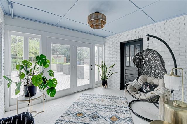 2410 Bitting Road, Winston-salem, NC 27104
