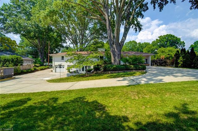 2410 Bitting Road, Winston-salem, NC 27104