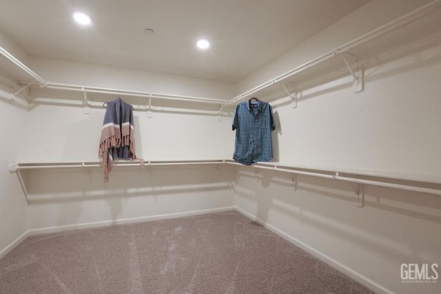 14011 Ivory Chalice Drive 24 LW, Bakersfield, CA 93311