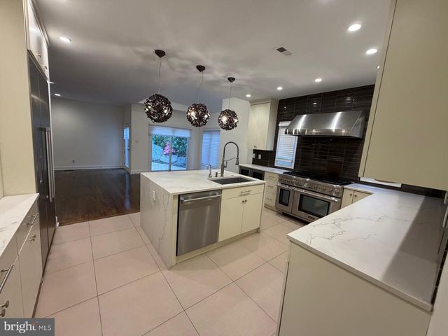 1435 WESLEYS RUN, Gladwyne, PA 19035