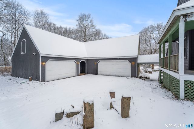 4 Tarklin Hill Road, Voluntown, CT 06384