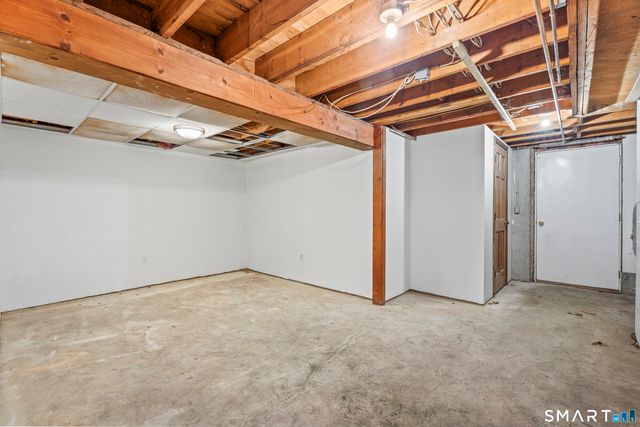 4 Tarklin Hill Road, Voluntown, CT 06384