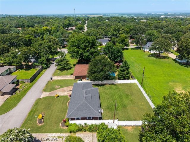 2323 S U Street, Fort Smith, AR 72901