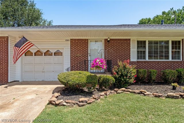 2323 S U Street, Fort Smith, AR 72901
