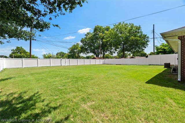2323 S U Street, Fort Smith, AR 72901