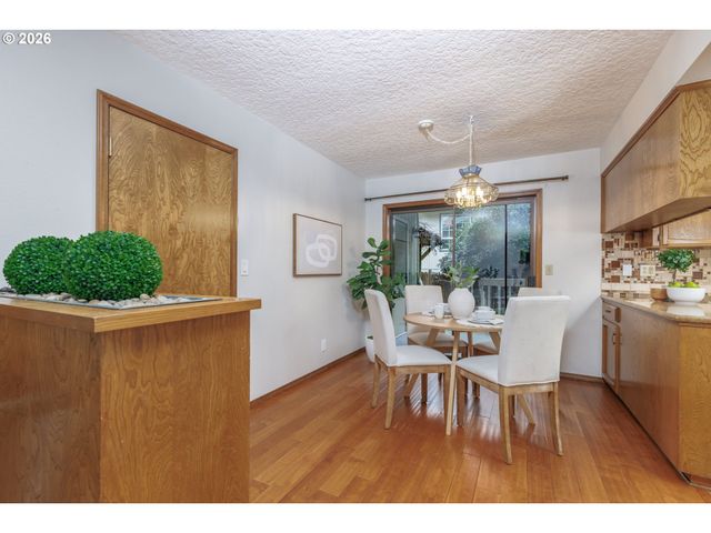 7765 Sw GENTLE WOODS Dr, Portland, OR 97224