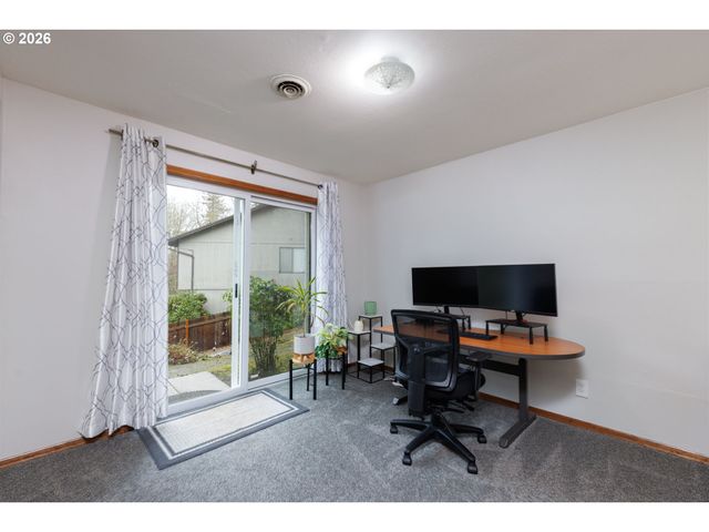 7765 Sw GENTLE WOODS Dr, Portland, OR 97224