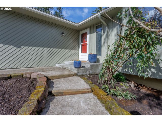 7765 Sw GENTLE WOODS Dr, Portland, OR 97224