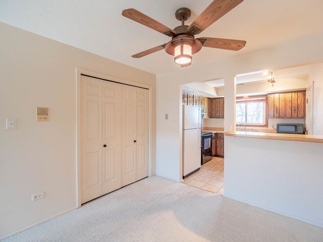 2807 Glenwood Lansing Road 211, Lynwood, IL 60411