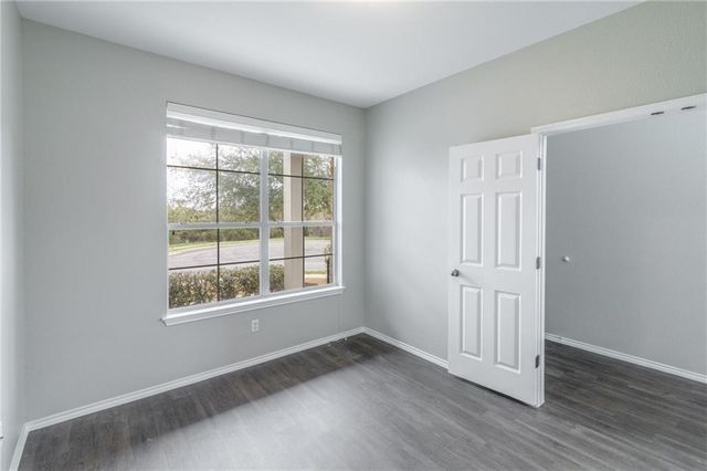 11012 Crazy Well DR, Austin, TX 78717