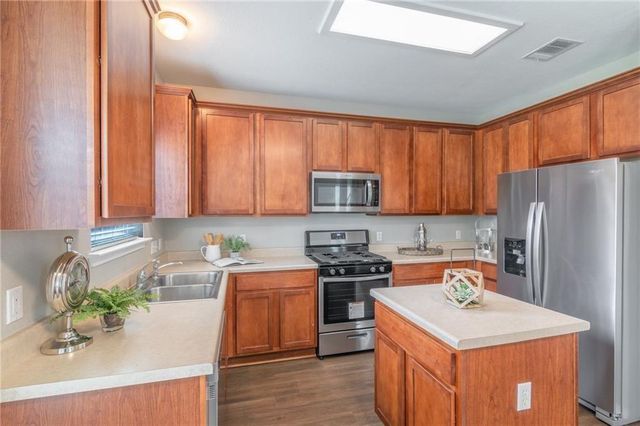 11012 Crazy Well DR, Austin, TX 78717